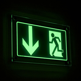 Emergency and safety signs Bild zu Emergency and safety signs